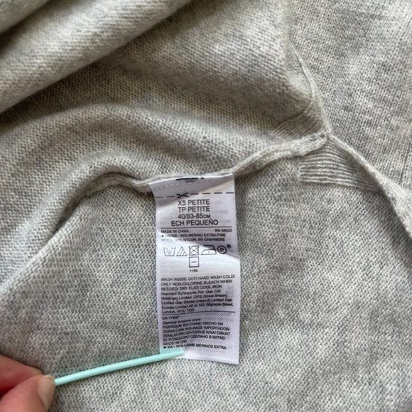 Banana Republic Cashmere Blend Tunic Gray Sweater - Picture 7 of 10